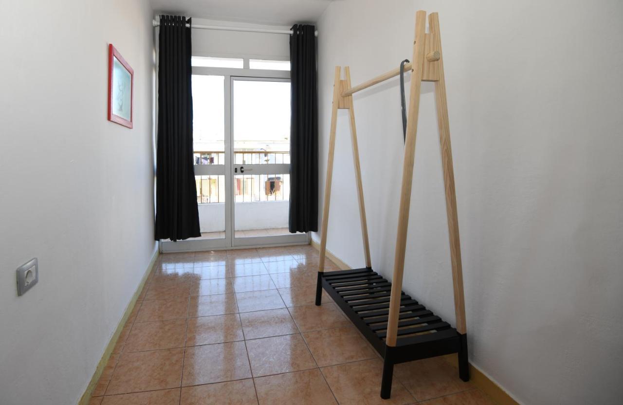 Rondine Studio Apartment ติรานา ภายนอก รูปภาพ